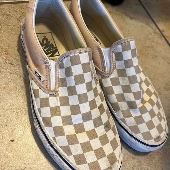 vans checkered tan